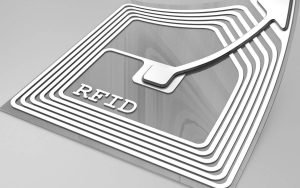 UHF RFID inlay antenna used in windshield tags